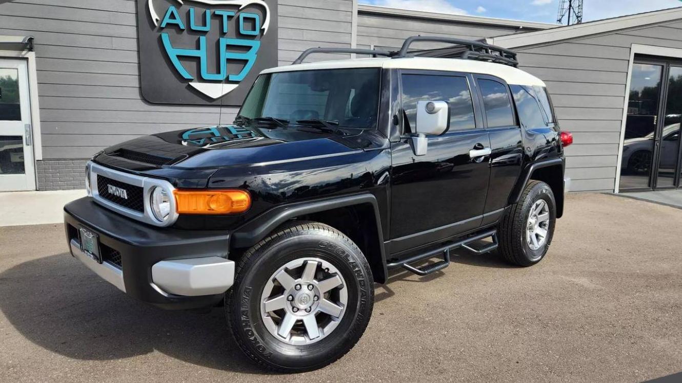 TOYOTA FJ CRUISER 2014 JTEBU4BF2EK197945 image